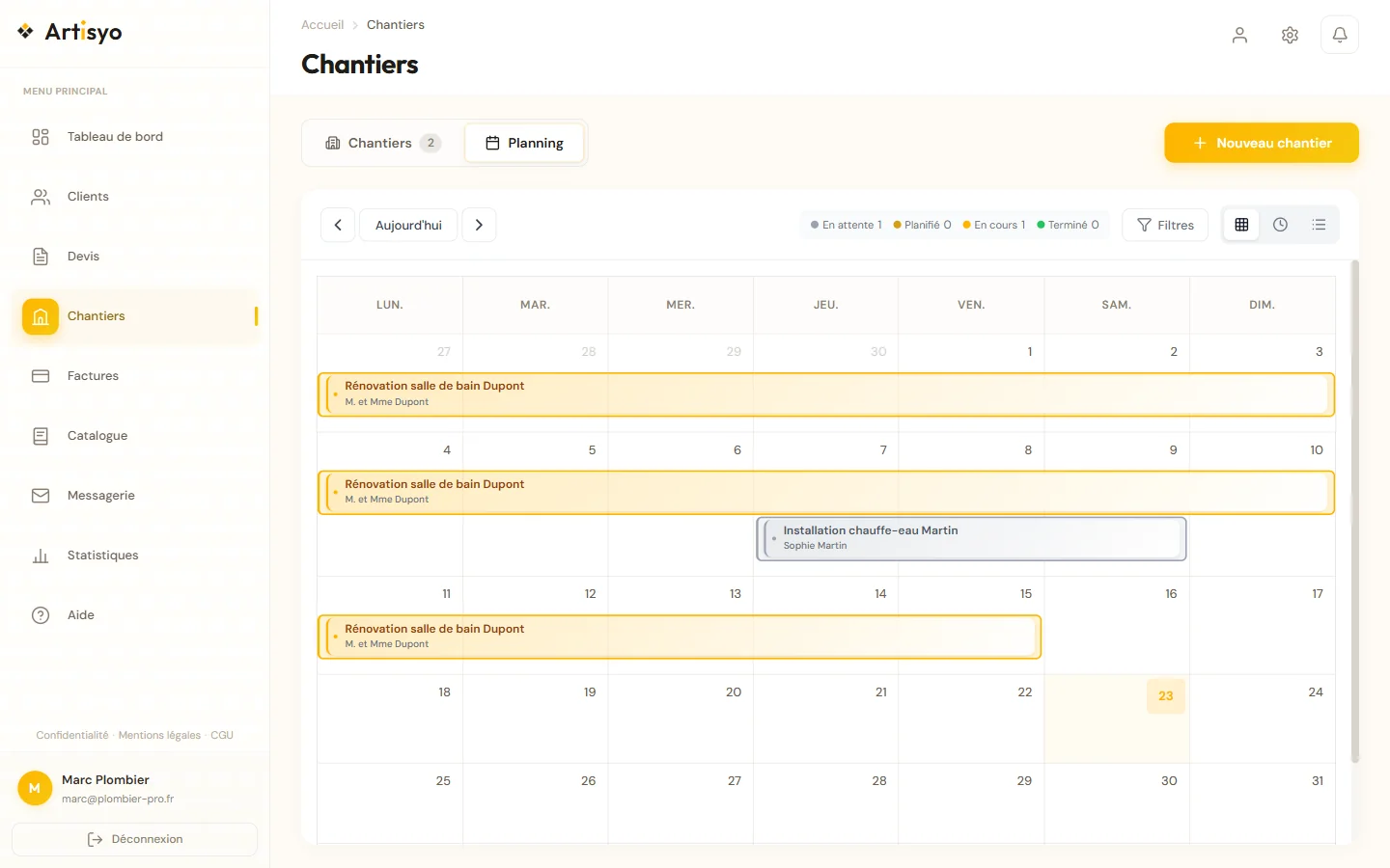 Planning des chantiers Artisyo en vue calendrier avec affectation des équipes